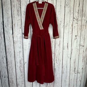 Vintage 1980s Vanity Fair Velour Long Robe Brick Red Embroidered Belted Sz Small